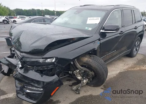 2023 Jeep Grand Cherokee from USA, damaged, VIN 1C4RJYB63PC611377